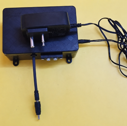 Mini UPS battery pack